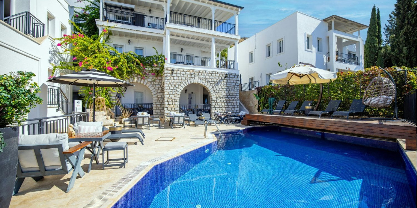 Why Cleanliness Matters in Holiday Rentals